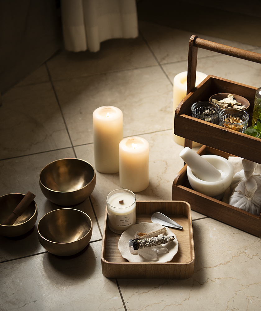 2つのヘッドスパ - シロー・アビヤンガ-